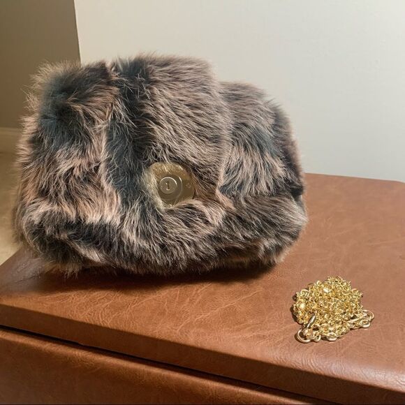 Henri Bendel Faux Fur Flap Purse - Picture 2 of 15